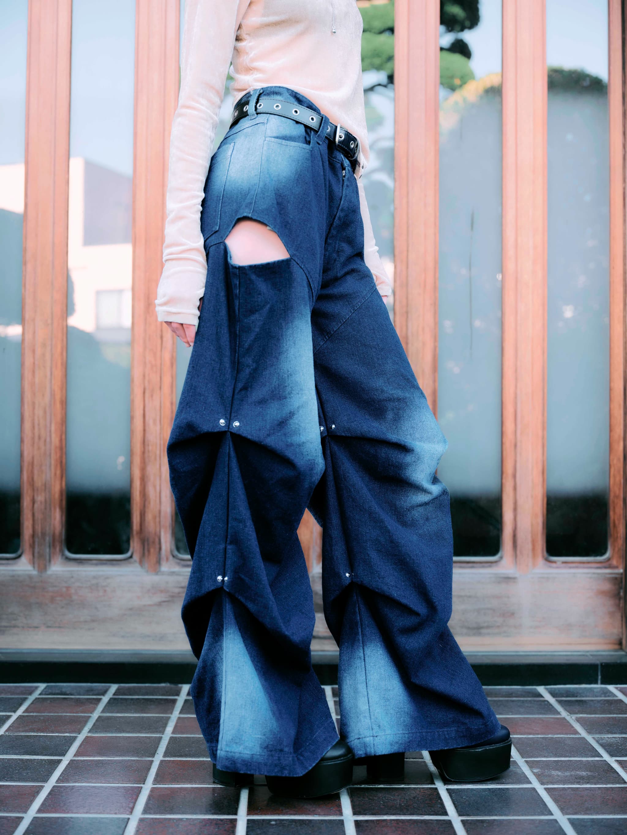 TUCK DESIGN DENIM PANTS-BLUE – TAJEN:T