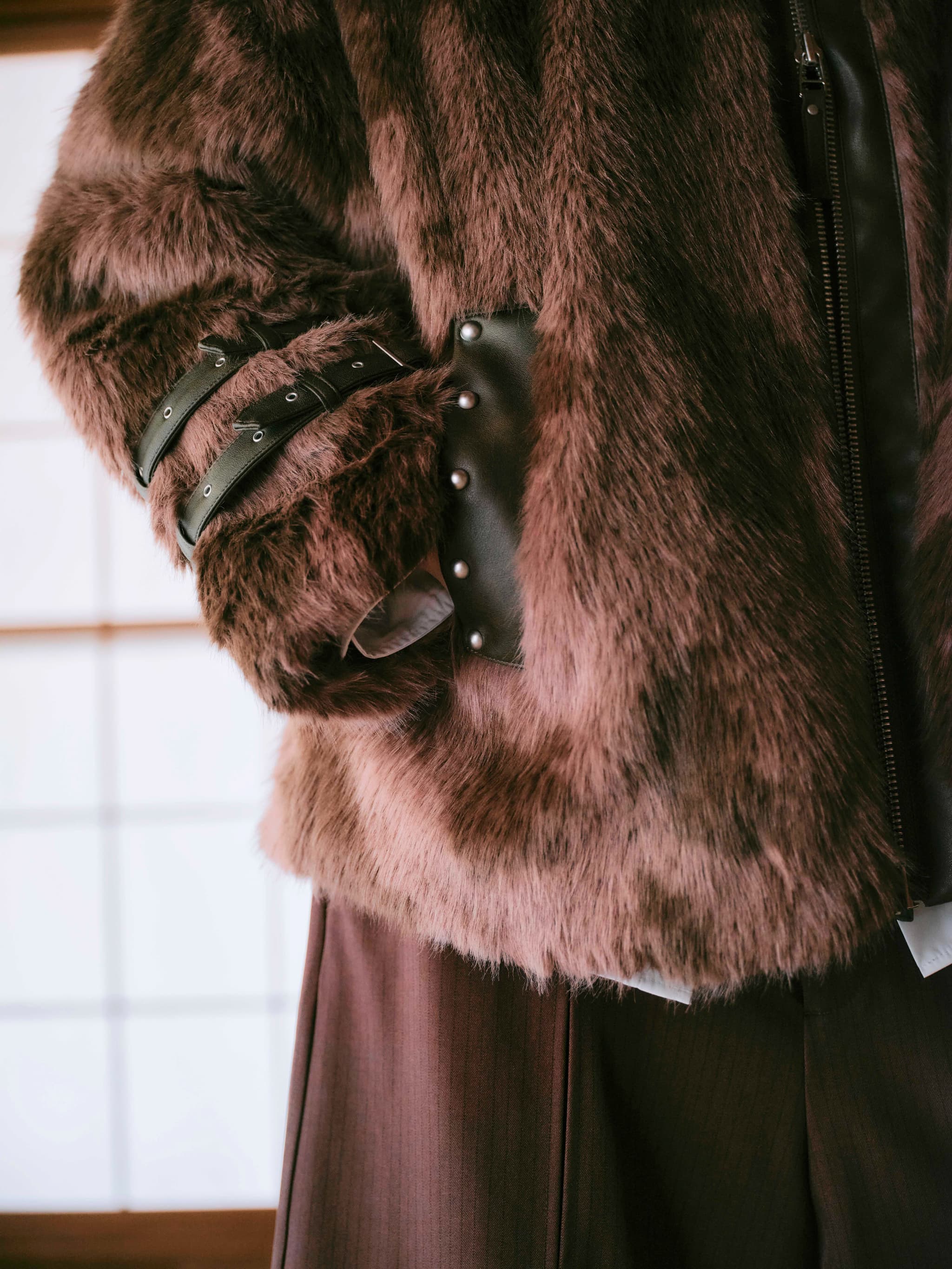 COW PATTERN FUR JACKET-BROWN – TAJEN:T
